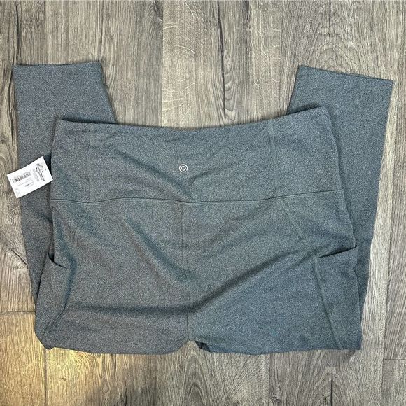 NWT Core 10 Capri Leggings Cropped Gray Size 2X XXL - Picture 3 of 7
